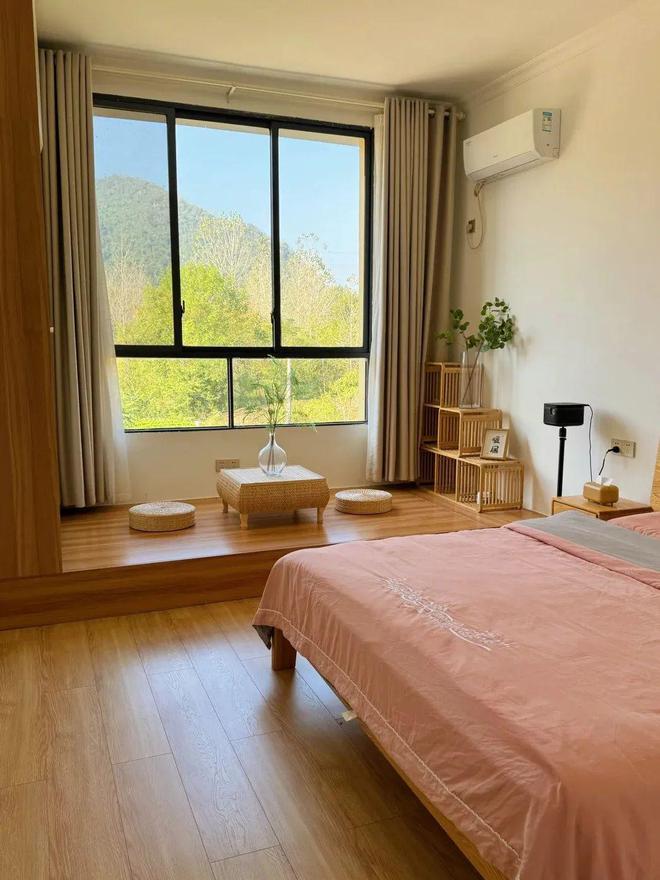 盖250㎡自建房花小钱住“豪宅”！AG旗舰厅入口27岁男子回农村老家(图6)